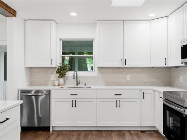 192 Shalloway Drive NE, Kennesaw, GA 30144