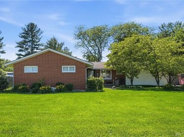 800 N Monroe Drive, Xenia, OH 45385