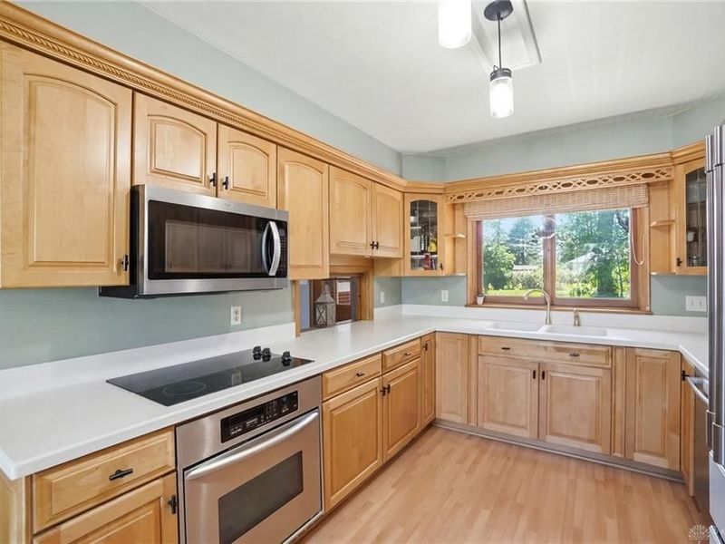 800 N Monroe Drive, Xenia, OH 45385 Photo 6