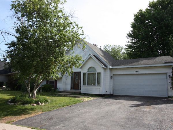 1310 Vintage Drive , Joliet, IL 60431