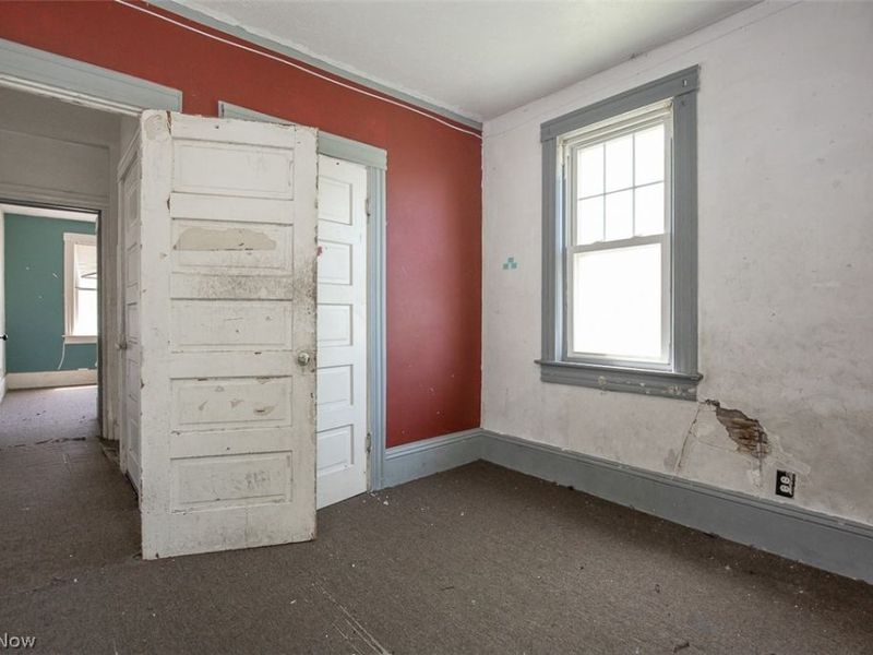 2300 E 86th Street, Cleveland, OH 44106 Photo 14
