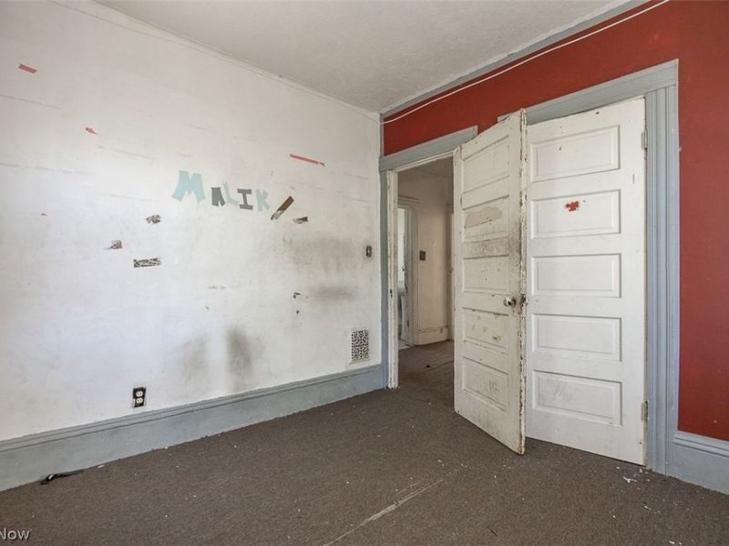2300 E 86th Street, Cleveland, OH 44106 Photo 15