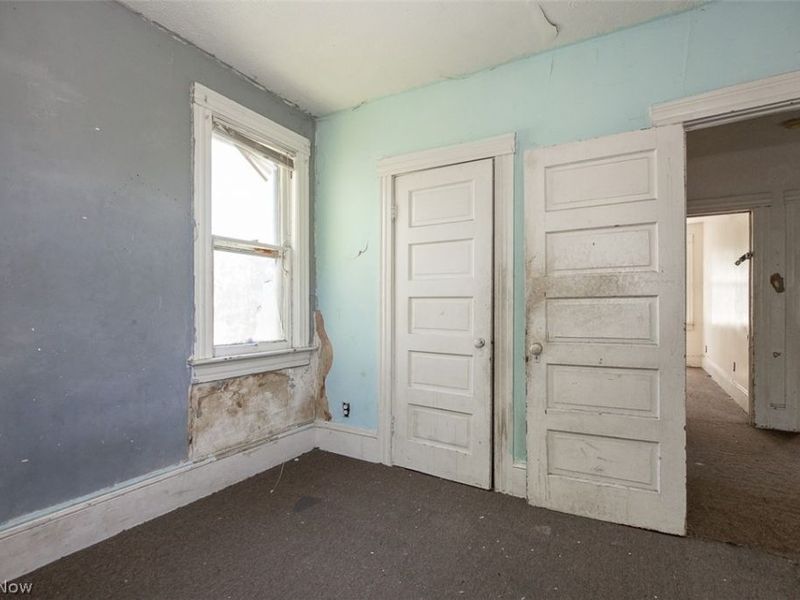 2300 E 86th Street, Cleveland, OH 44106 Photo 18