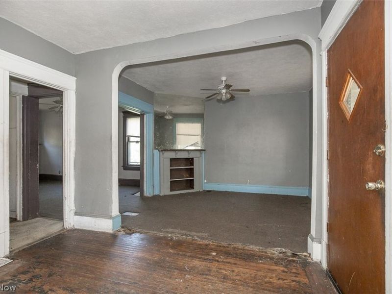 2300 E 86th Street, Cleveland, OH 44106 Photo 3