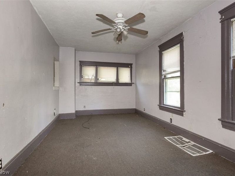 2300 E 86th Street, Cleveland, OH 44106 Photo 6