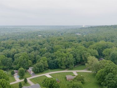 Chestnut Ridge Ridge SE, Masury, OH 44425