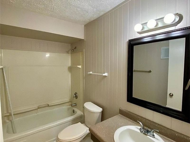640 S Shore Court, Vermilion, OH 44089 Photo 14