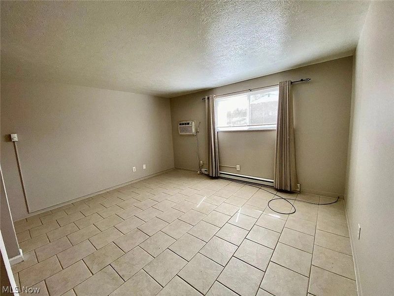 640 S Shore Court, Vermilion, OH 44089 Photo 2