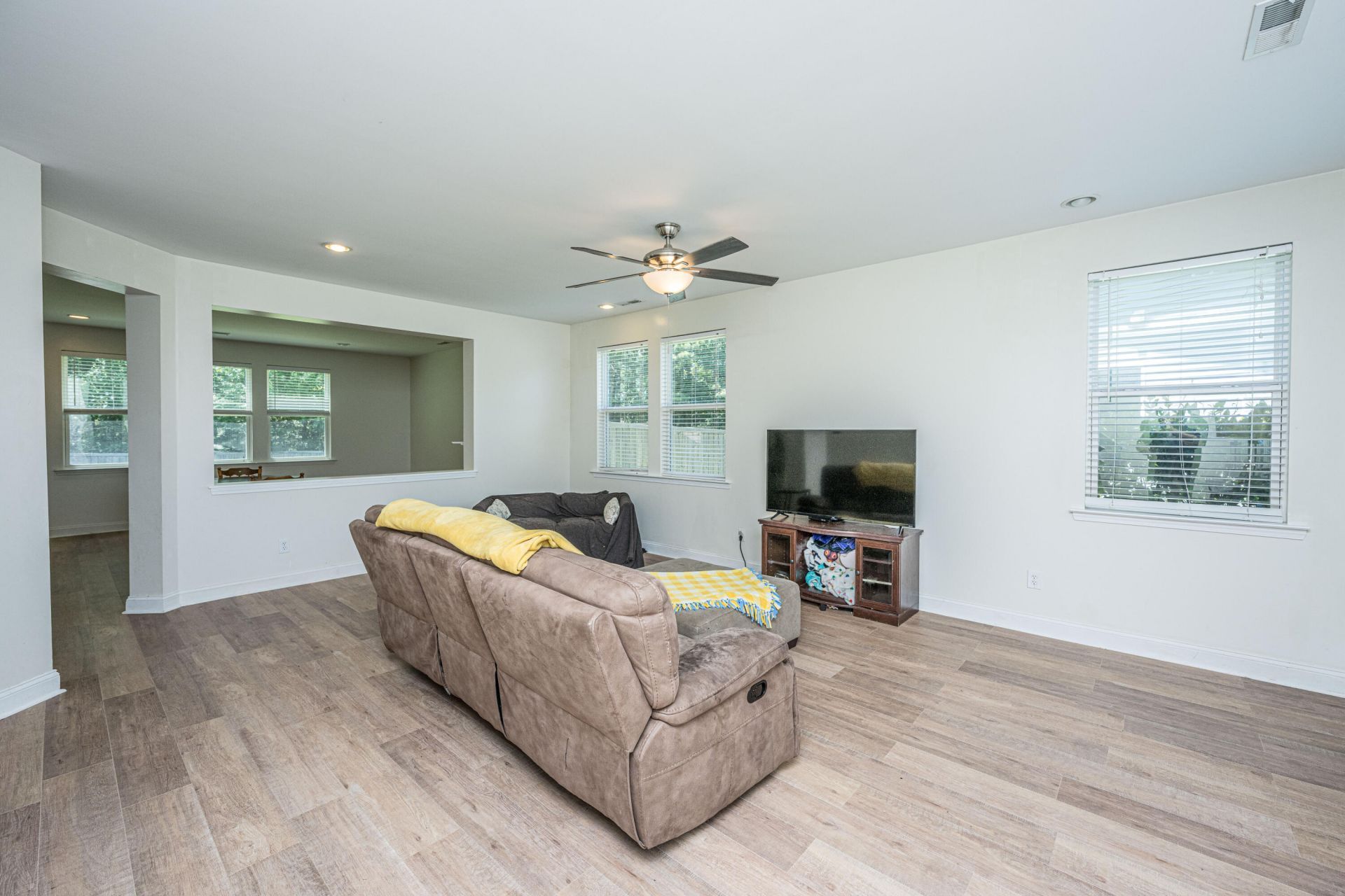 308 Duck Pond Lane Photo 13