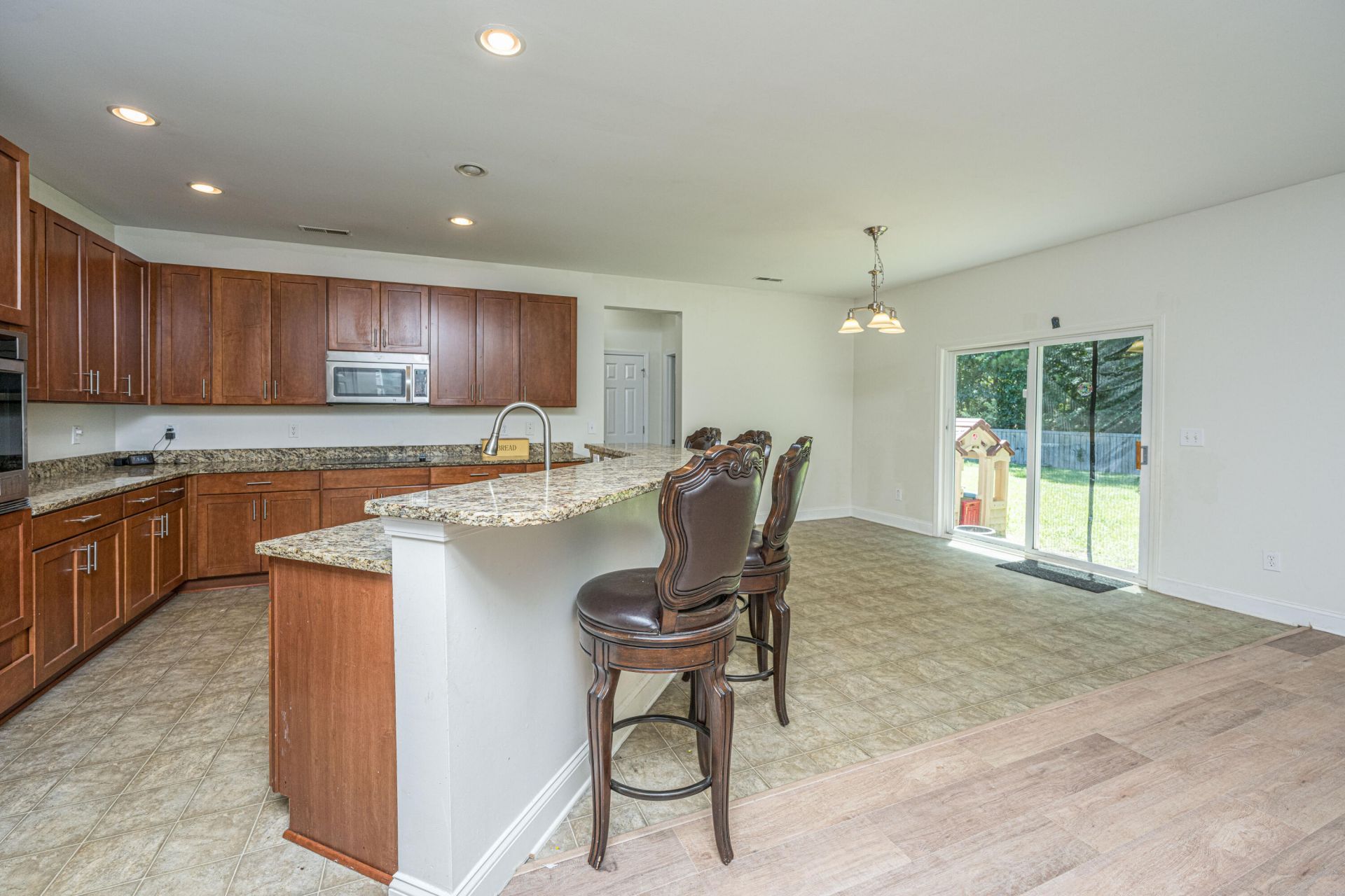 308 Duck Pond Lane Photo 17