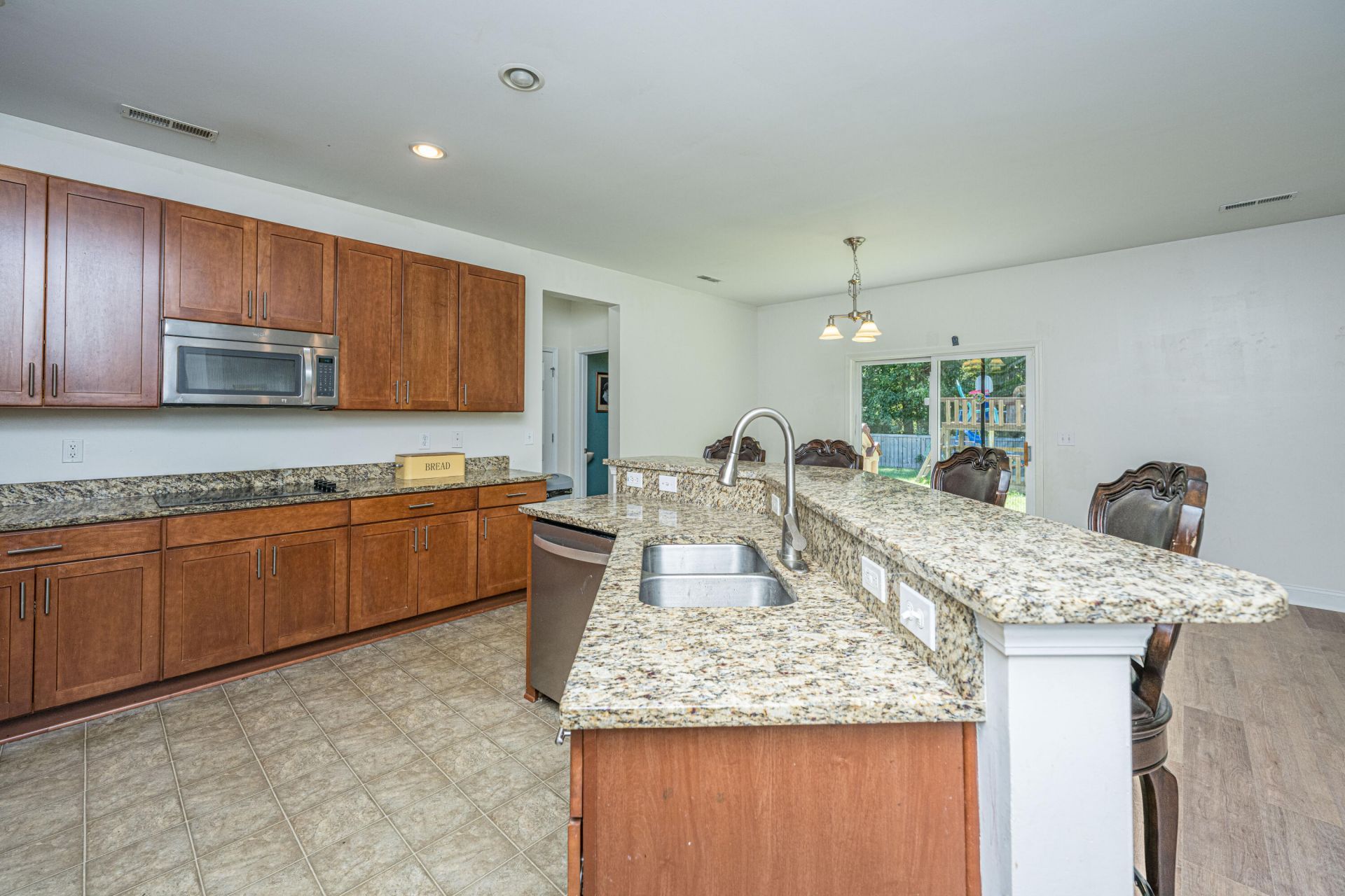 308 Duck Pond Lane Photo 18