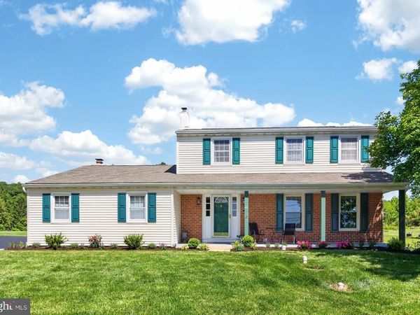 2 REVERE LANE, GLENMOORE, PA 19343
