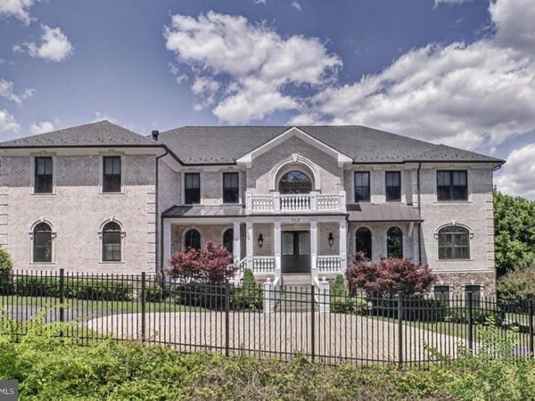7112 GEORGETOWN PIKE, MCLEAN, VA 22101