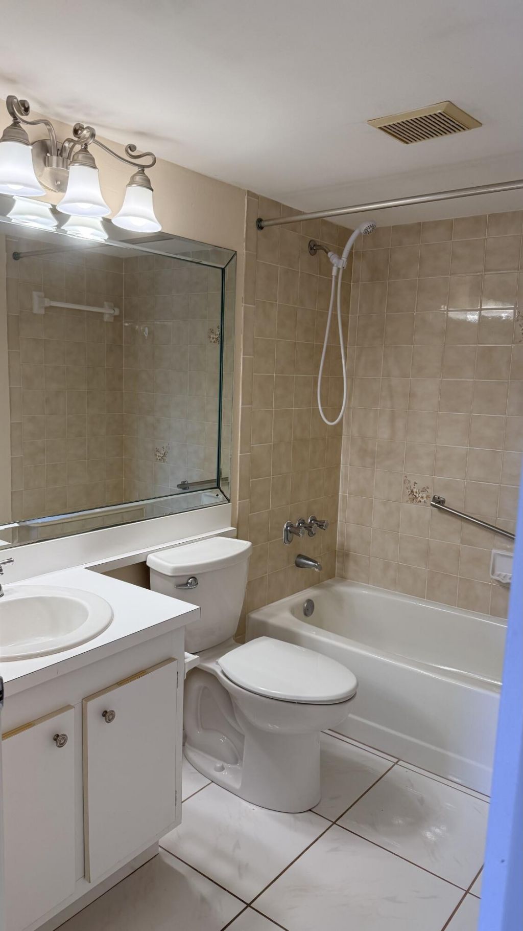 813 Sky Pine Way, Unit F2, Greenacres, FL 33415 Photo