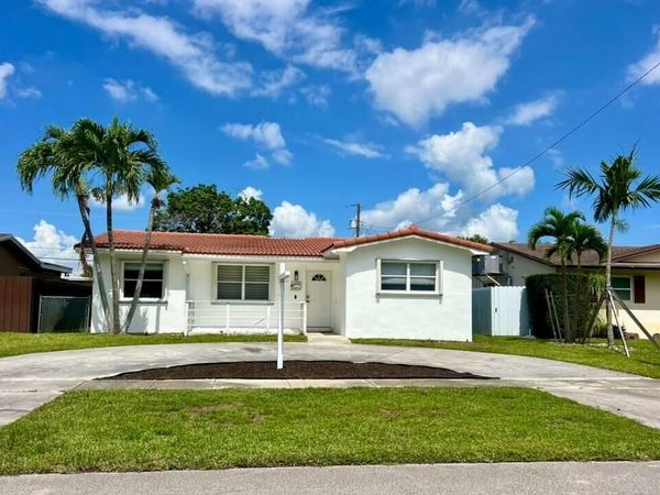 2200 N 47th Avenue, Hollywood, FL 33021
