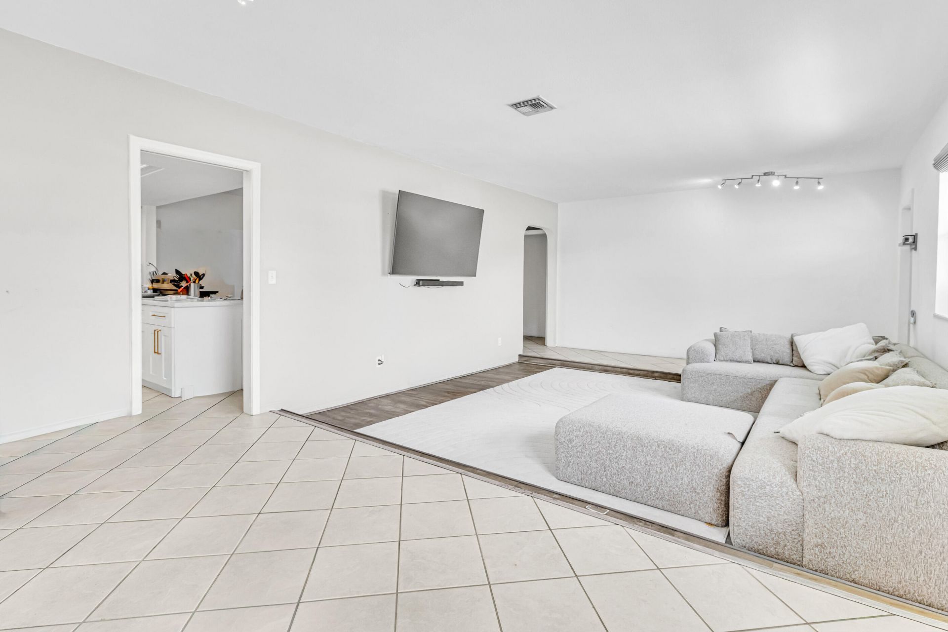 2200 N 47th Avenue, Hollywood, FL 33021 Photo
