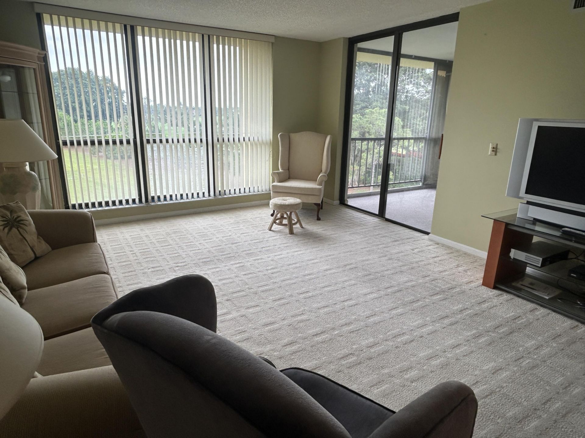 5390 NW Woodland Lakes Drive, Unit 4020, Palm Beach Gardens, FL 33418 Photo