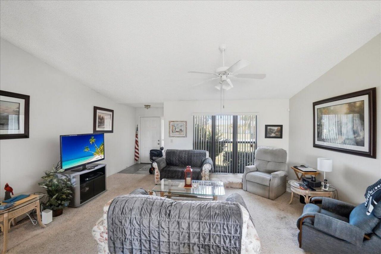 465 SE Asbury Lane, Port Saint Lucie, FL 34983 Photo
