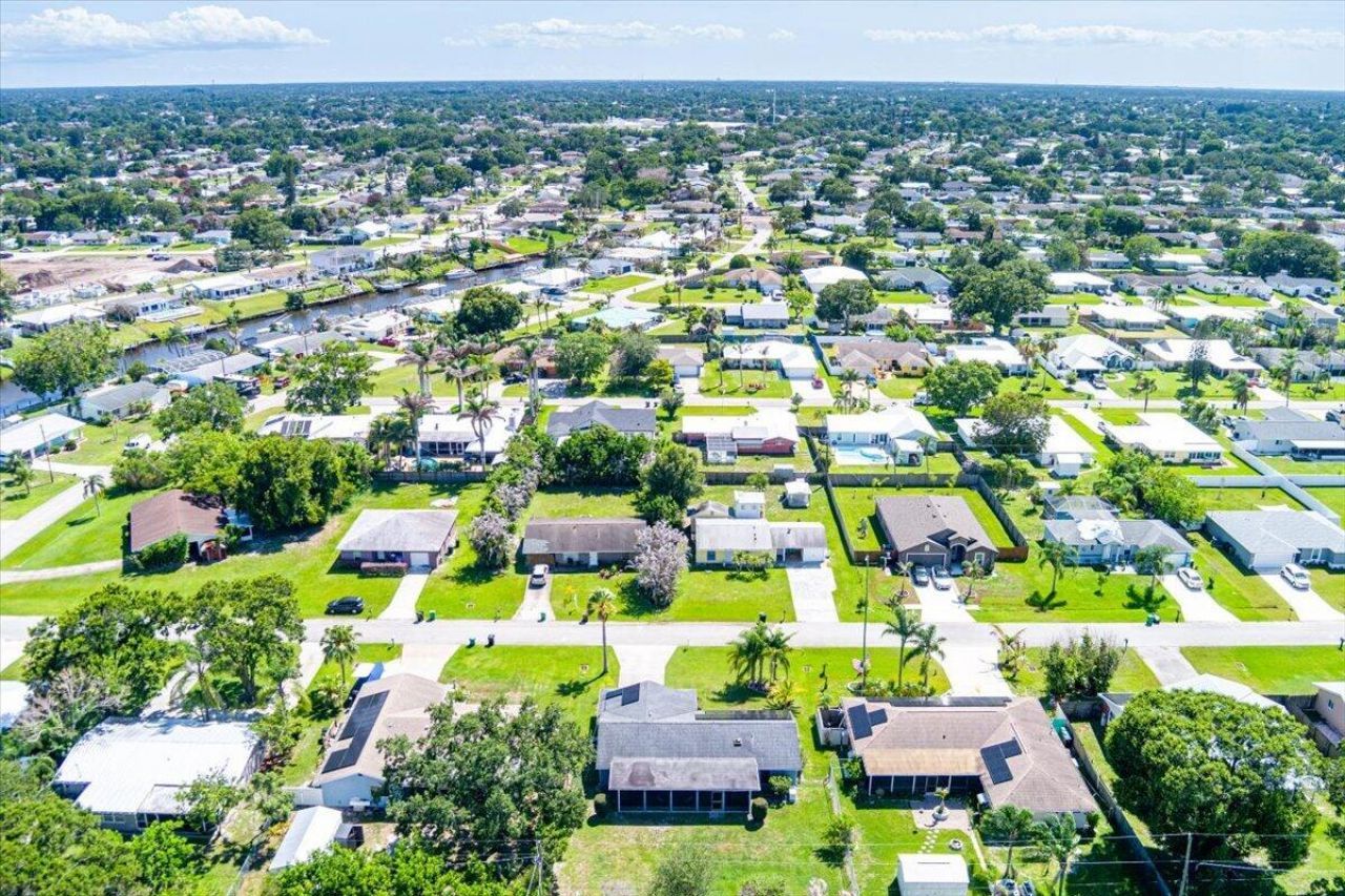 465 SE Asbury Lane, Port Saint Lucie, FL 34983 Photo