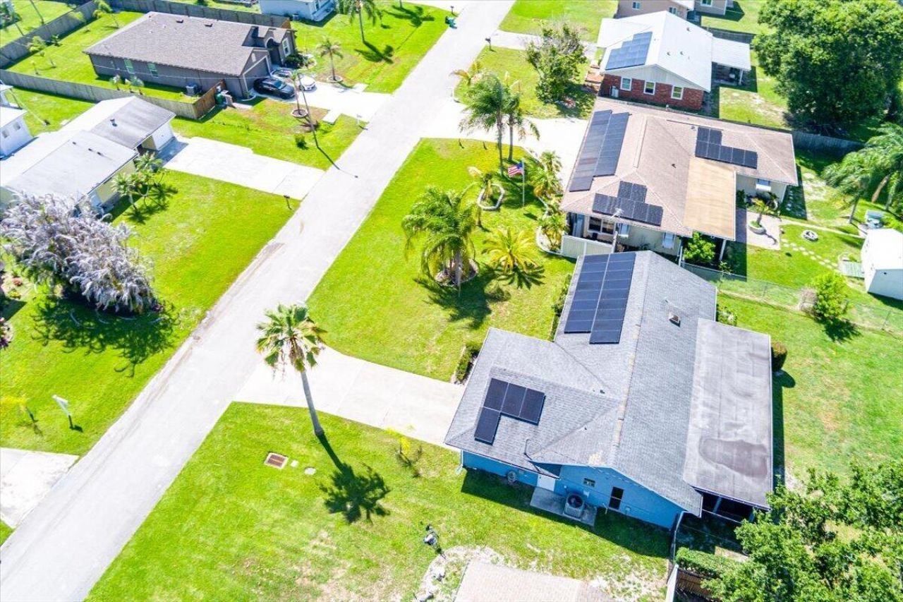 465 SE Asbury Lane, Port Saint Lucie, FL 34983 Photo
