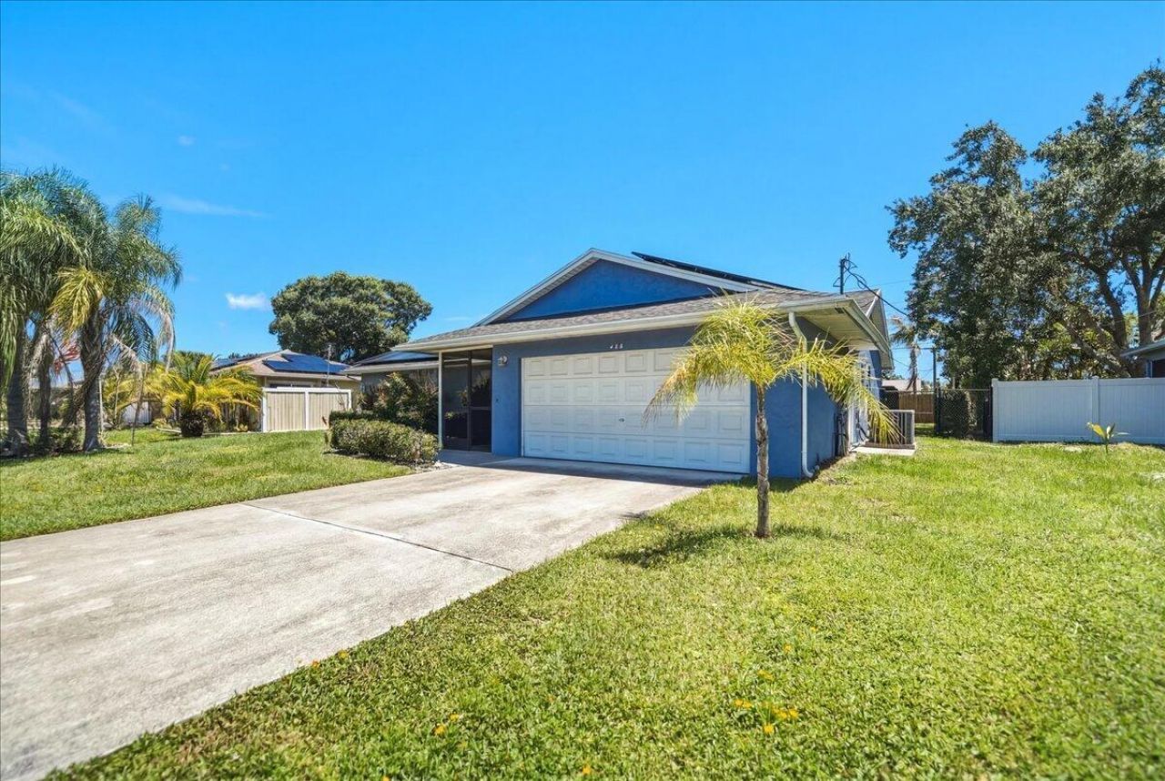 465 SE Asbury Lane, Port Saint Lucie, FL 34983 Photo