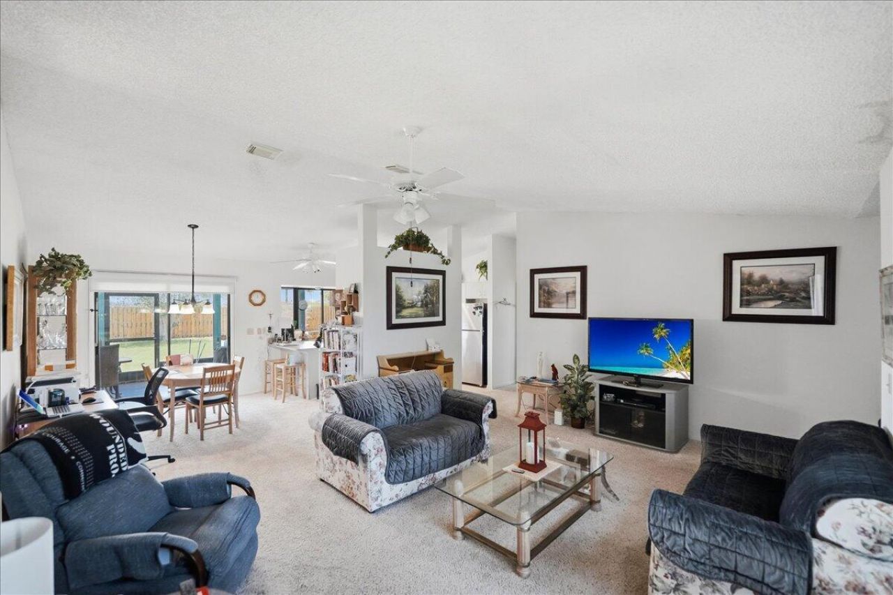 465 SE Asbury Lane, Port Saint Lucie, FL 34983 Photo
