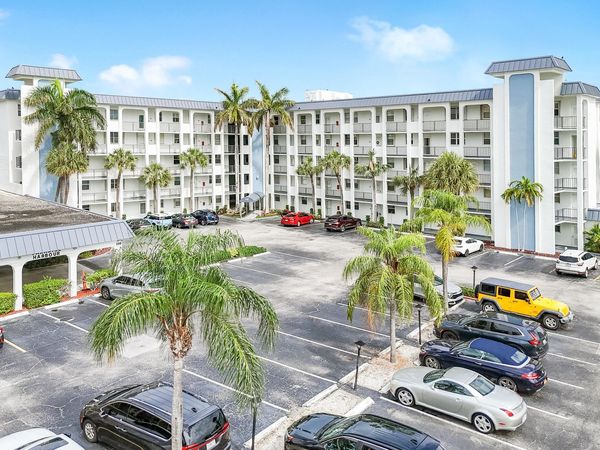 100 Paradise Harbour Boulevard, North Palm Beach, FL 33408