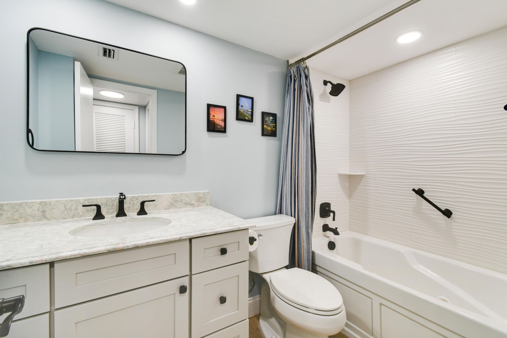 100 Paradise Harbour Boulevard, Unit 211, North Palm Beach, FL 33408 Photo