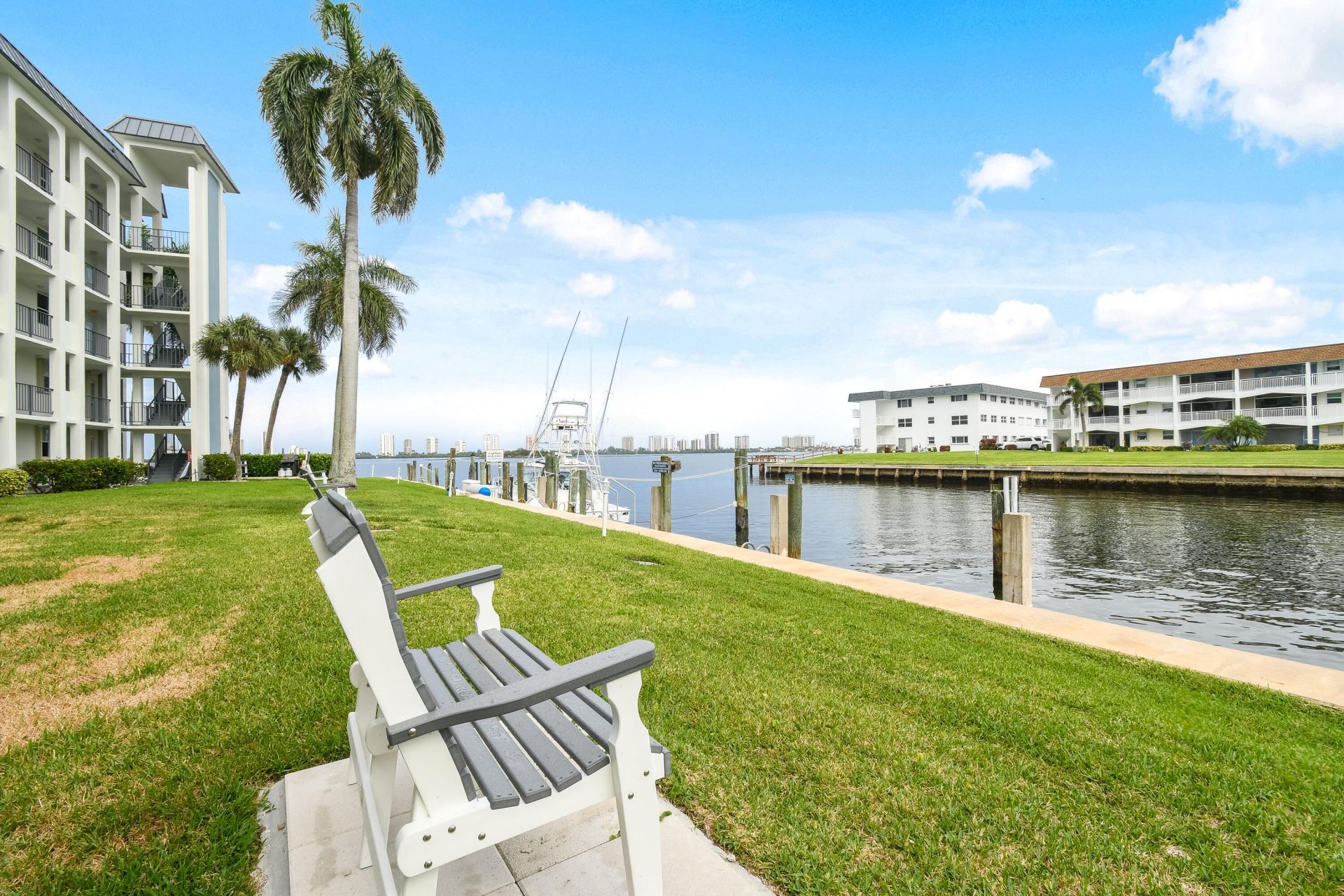 100 Paradise Harbour Boulevard, Unit 211, North Palm Beach, FL 33408 Photo