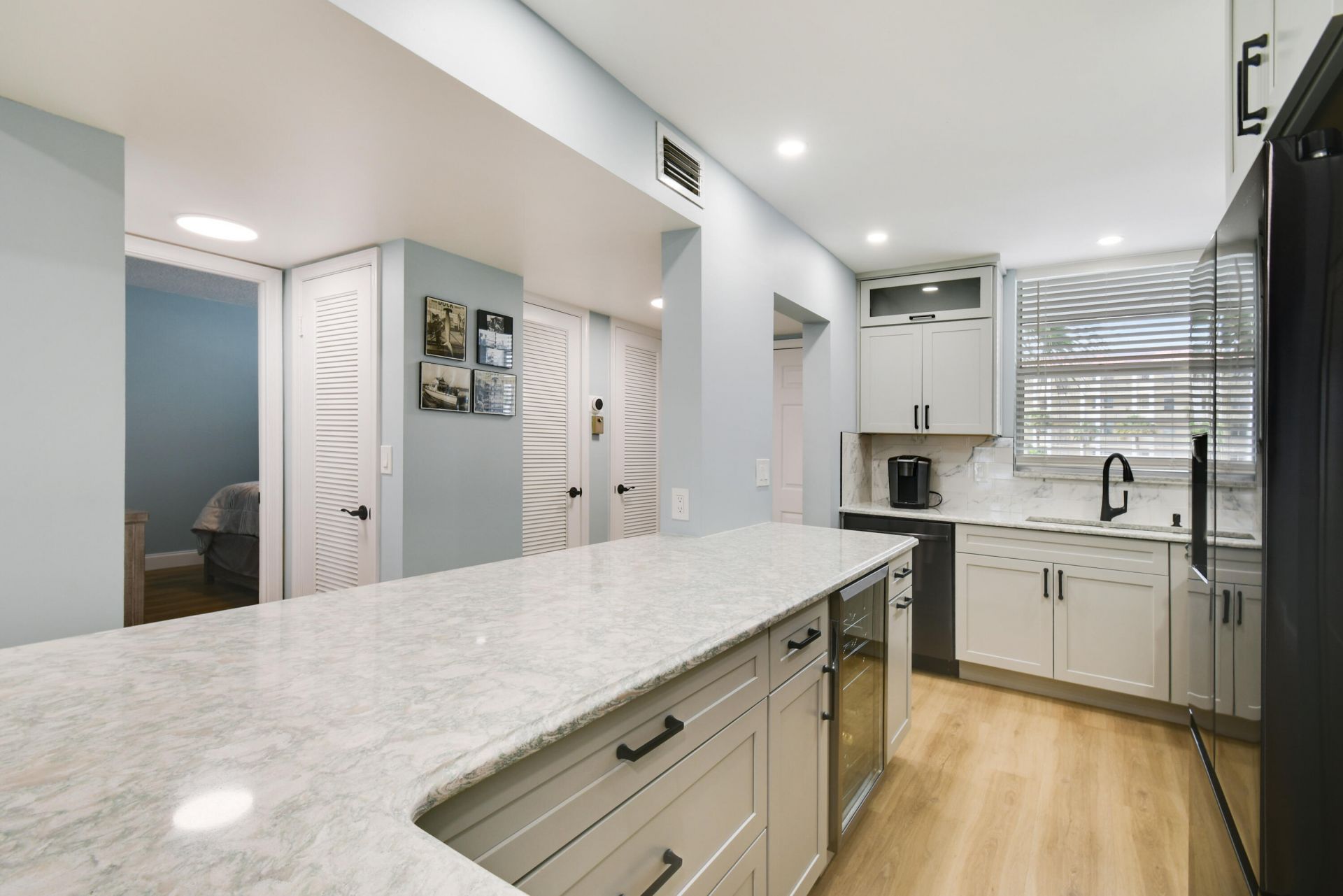 100 Paradise Harbour Boulevard, Unit 211, North Palm Beach, FL 33408 Photo