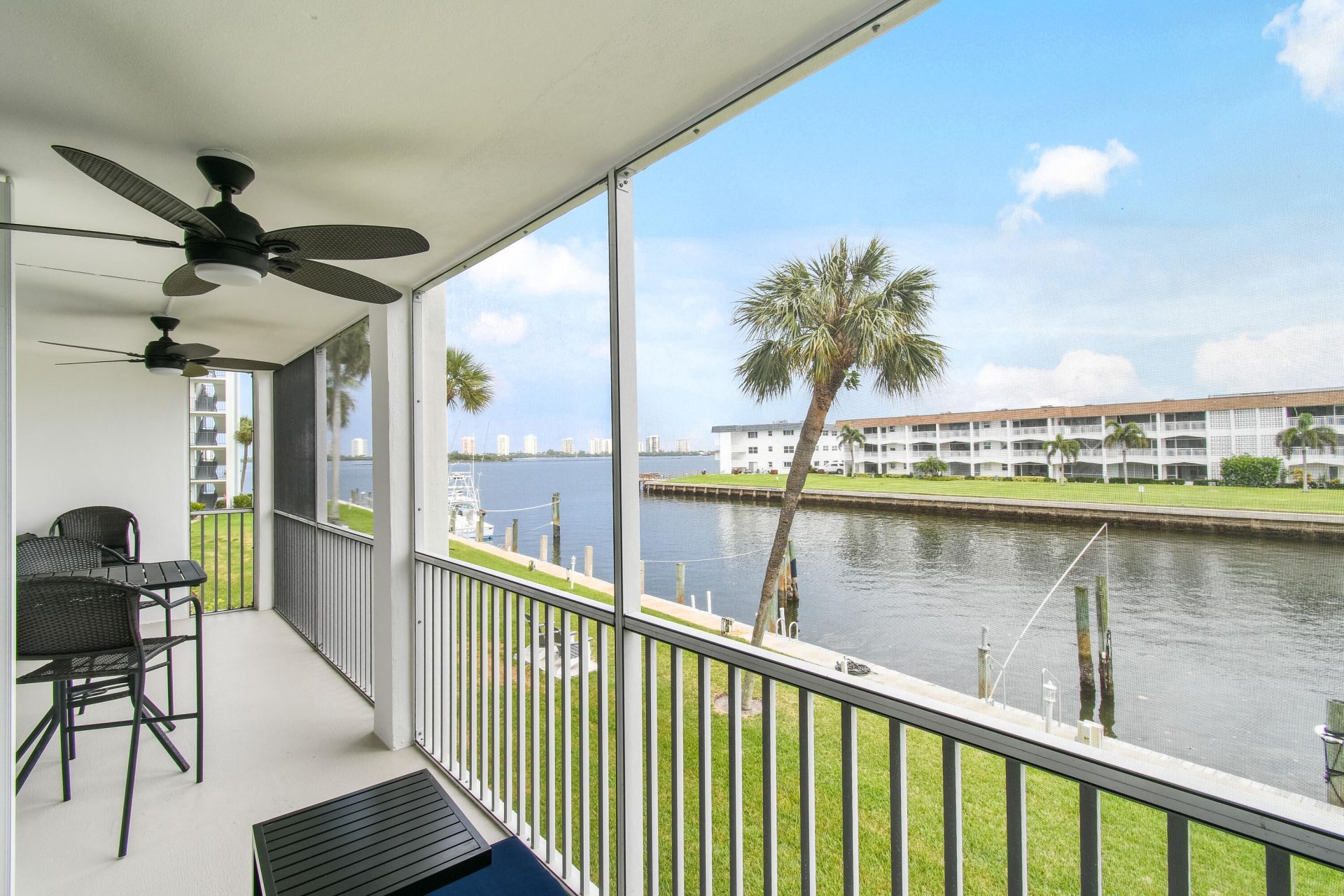 100 Paradise Harbour Boulevard, Unit 211, North Palm Beach, FL 33408 Photo