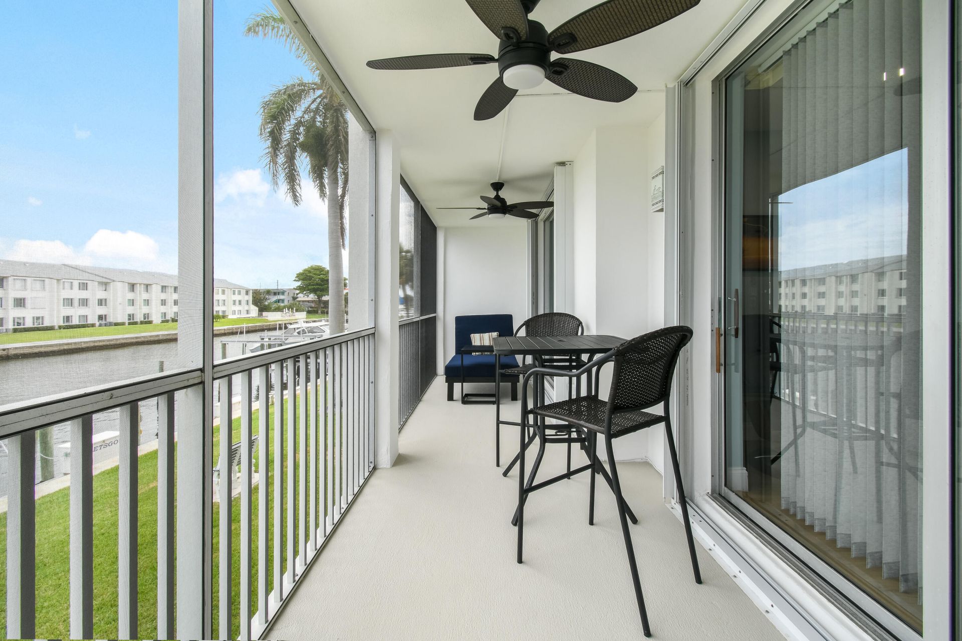 100 Paradise Harbour Boulevard, Unit 211, North Palm Beach, FL 33408 Photo