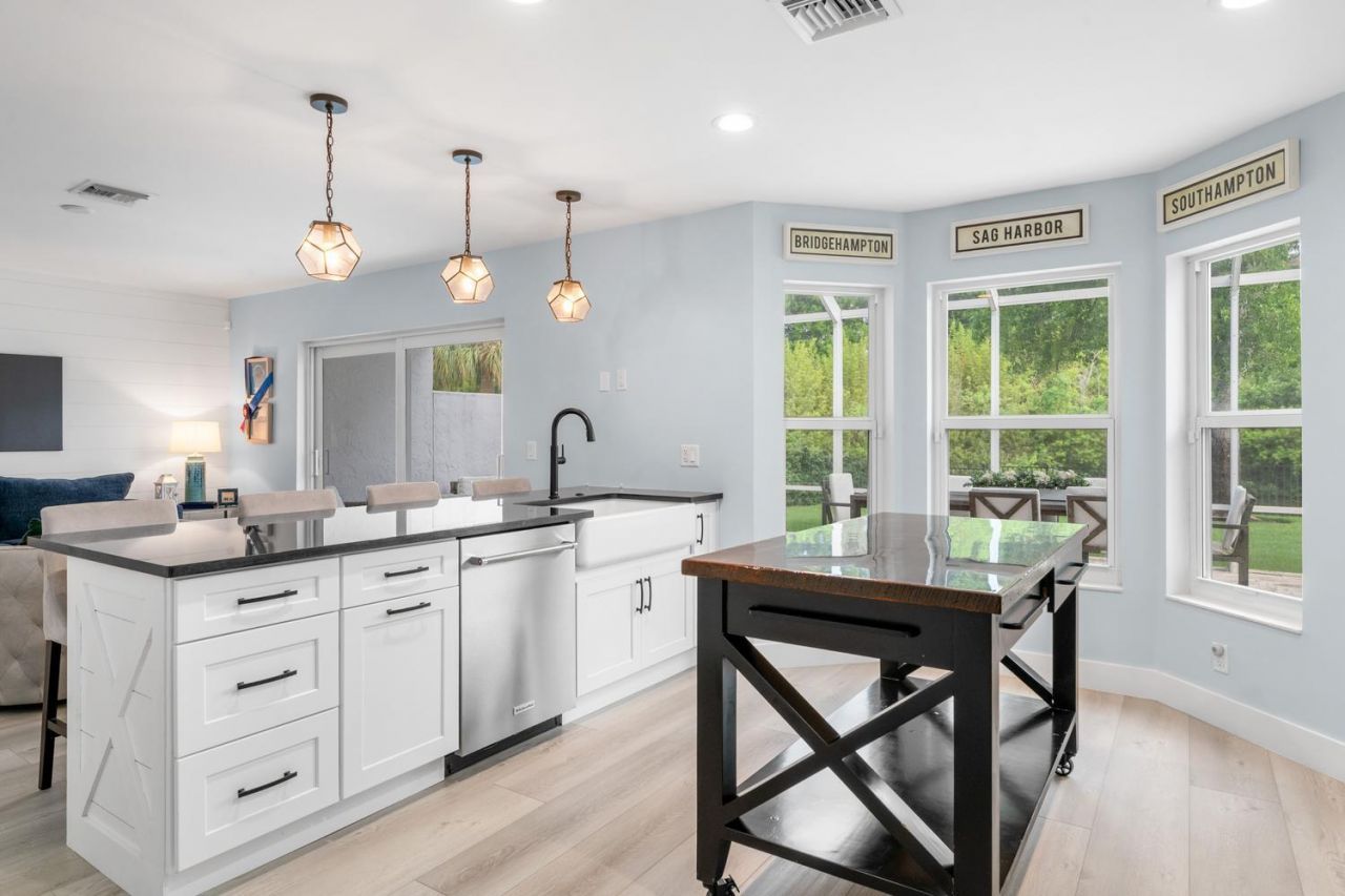 1526 S Club Drive, Wellington, FL 33414 Photo
