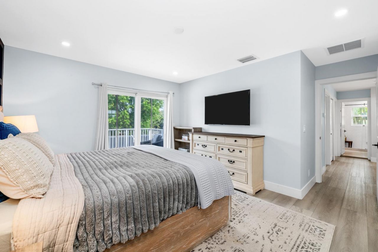 1526 S Club Drive, Wellington, FL 33414 Photo