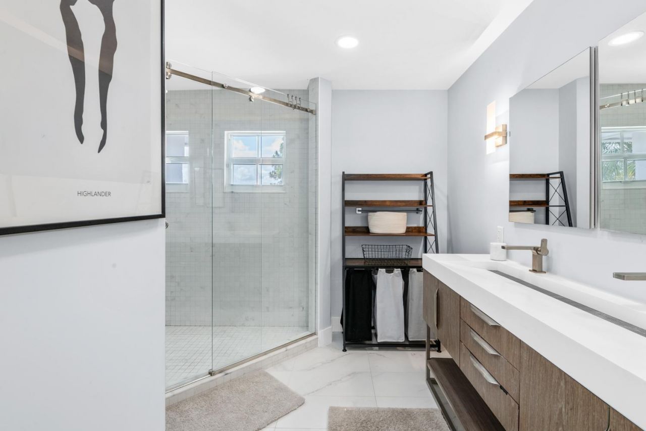 1526 S Club Drive, Wellington, FL 33414 Photo