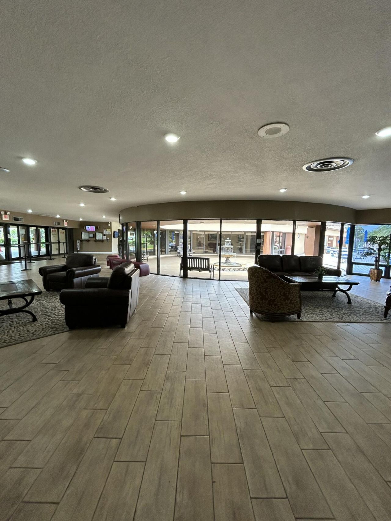 9261 Sunrise Lakes Boulevard, Unit 210, Fort Lauderdale, FL 33322 Photo