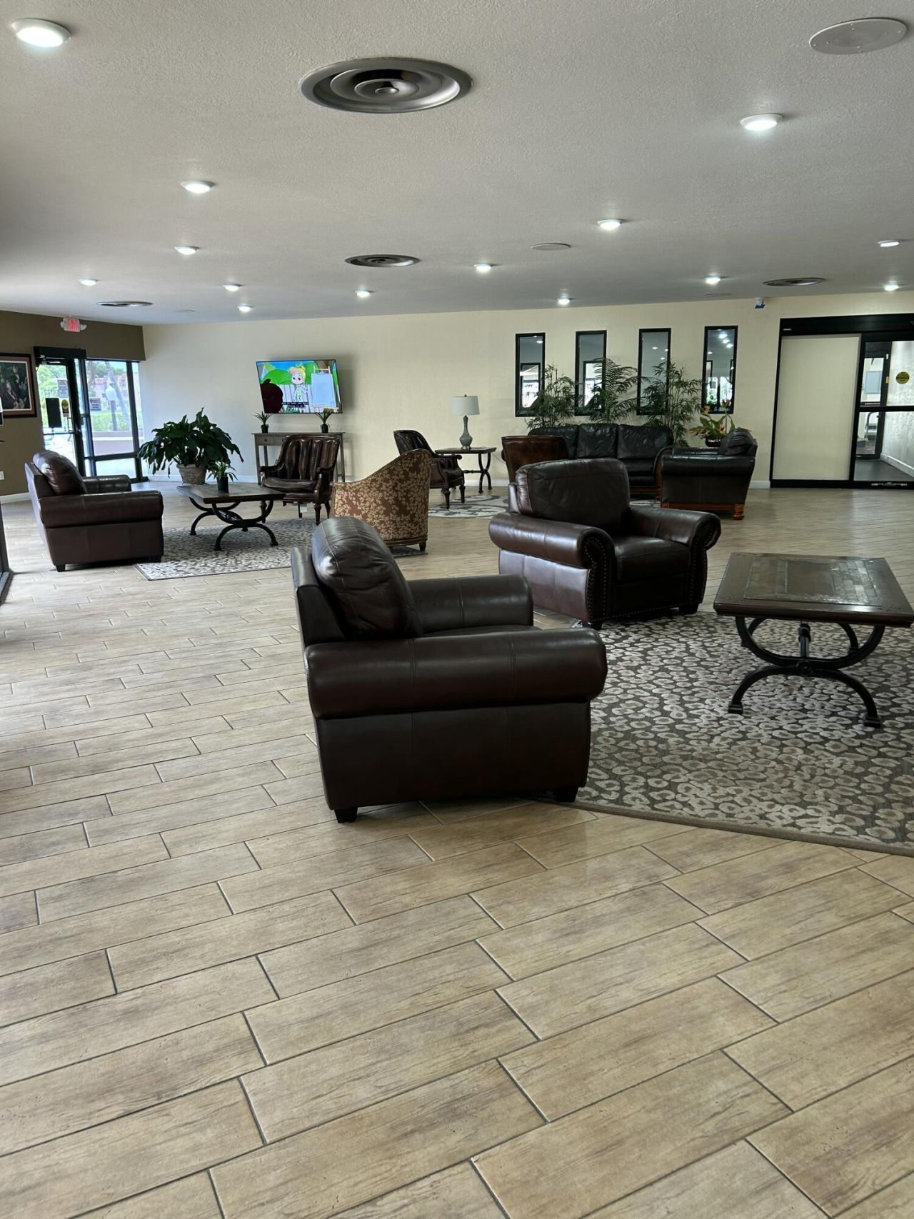 9261 Sunrise Lakes Boulevard, Unit 210, Fort Lauderdale, FL 33322 Photo