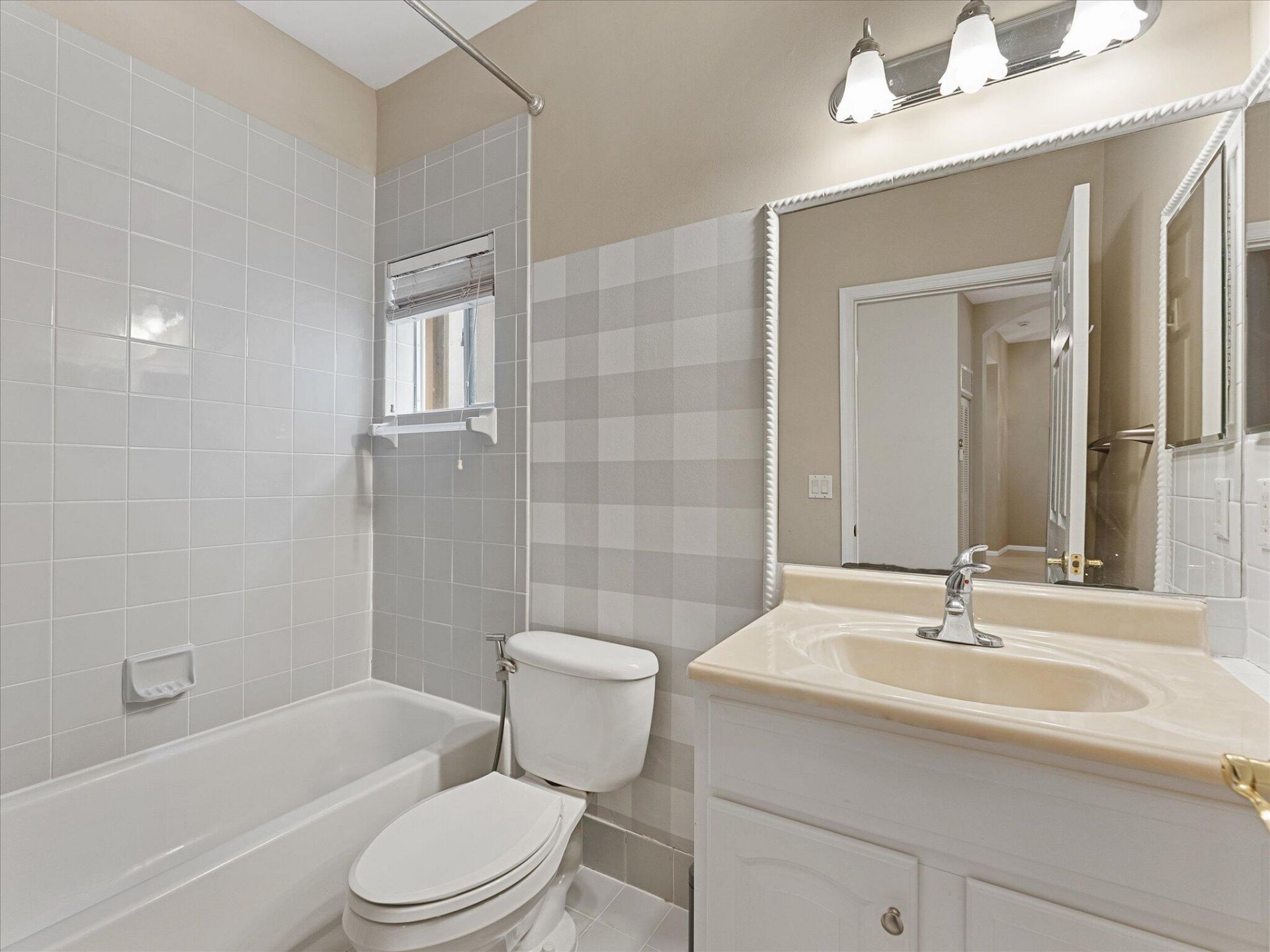 6505 Sandpiper Drive, Coconut Creek, FL 33073 Photo