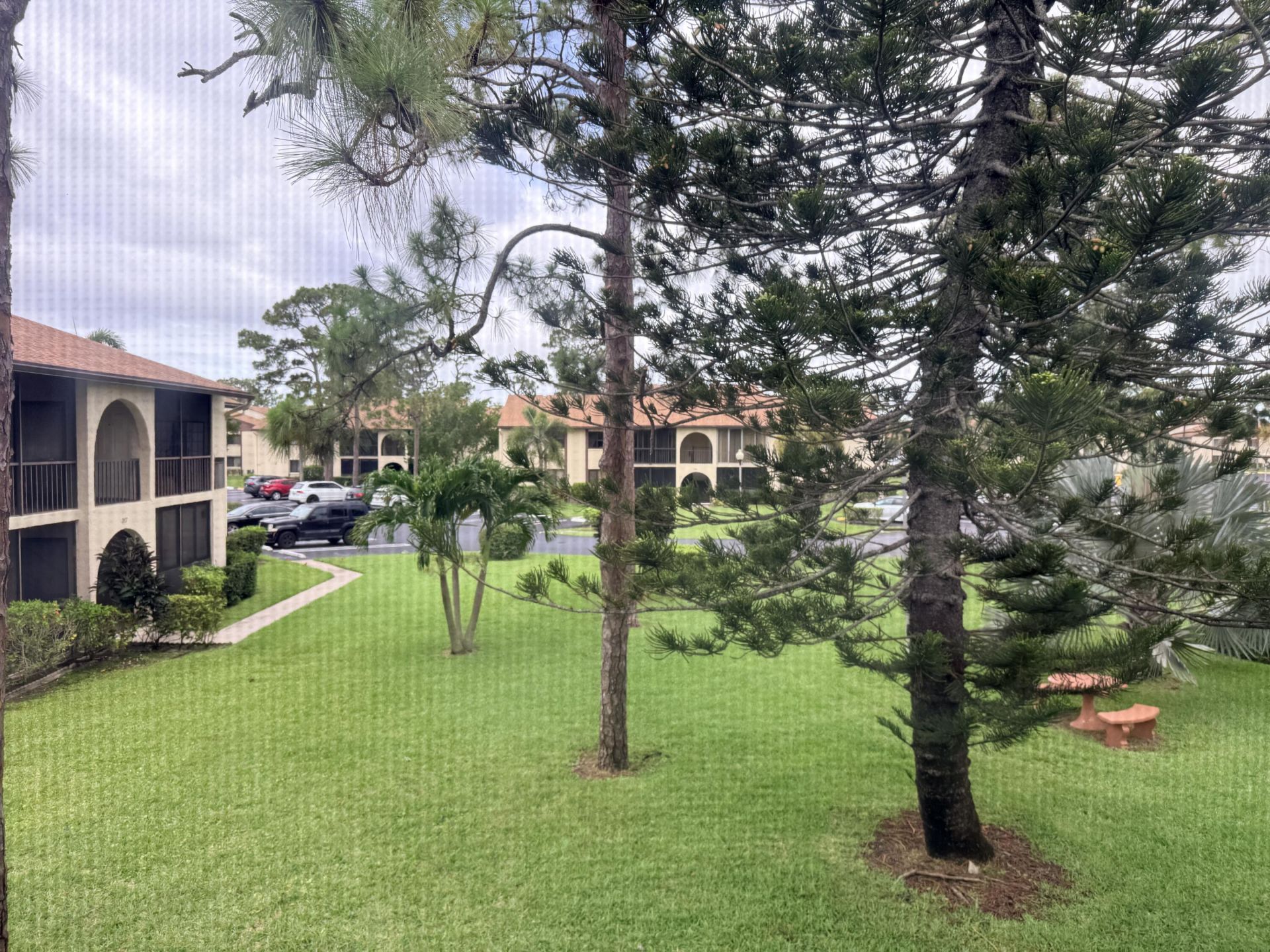 318 Knotty Pine Circle, Unit D-2, Greenacres, FL 33463 Photo
