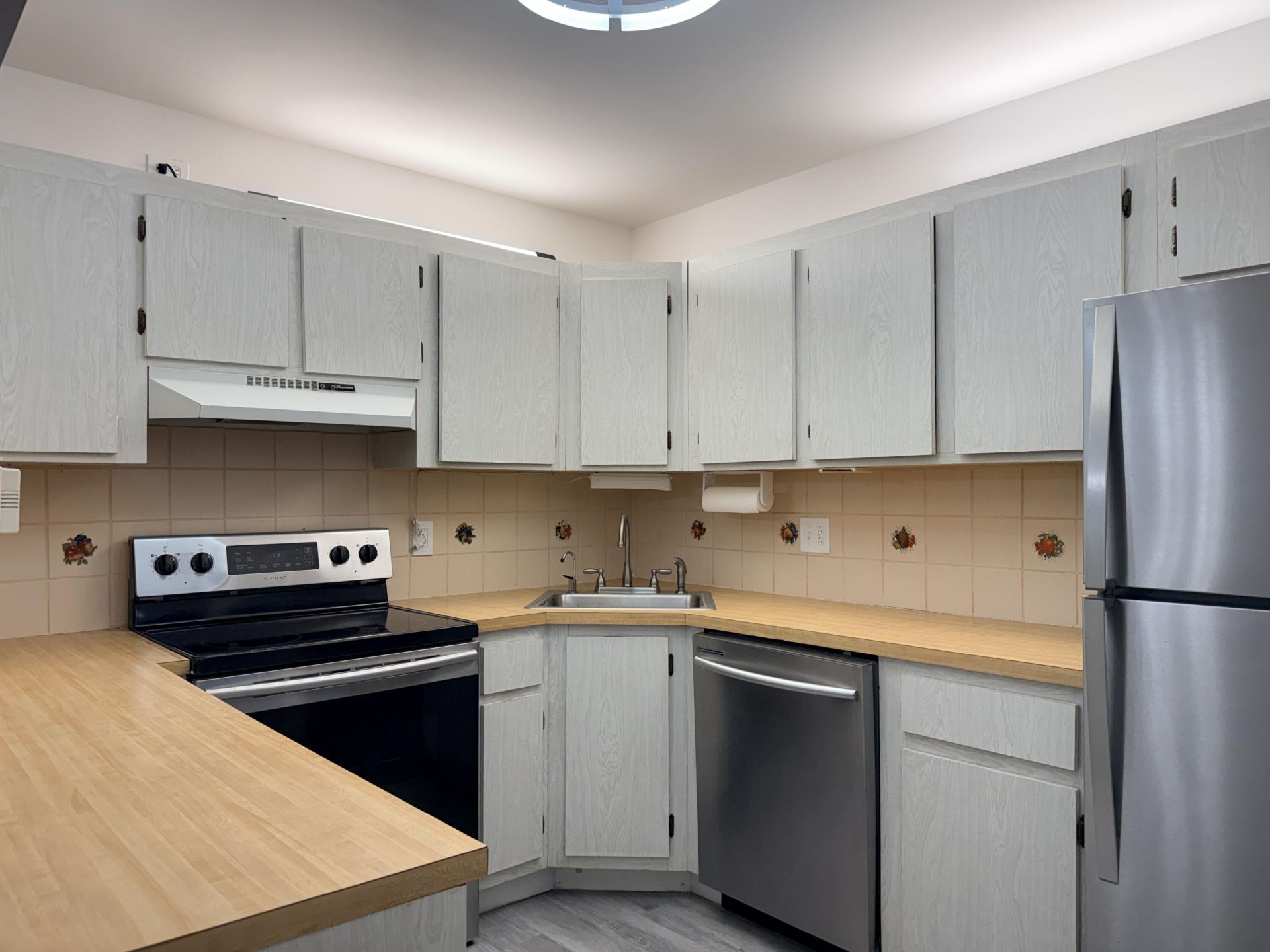 318 Knotty Pine Circle, Unit D-2, Greenacres, FL 33463 Photo