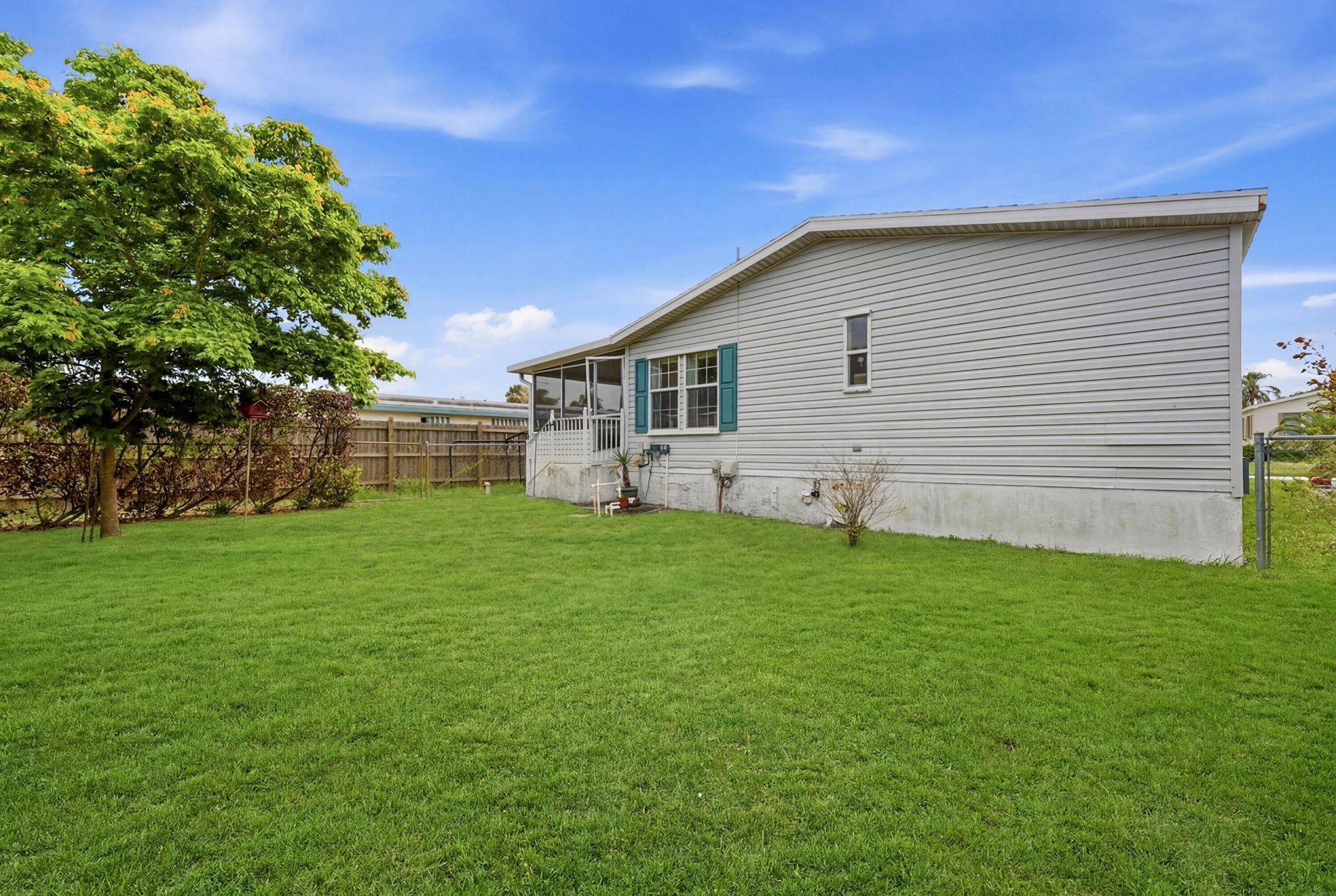 8355 SE Wren Avenue, Hobe Sound, FL 33455 Photo