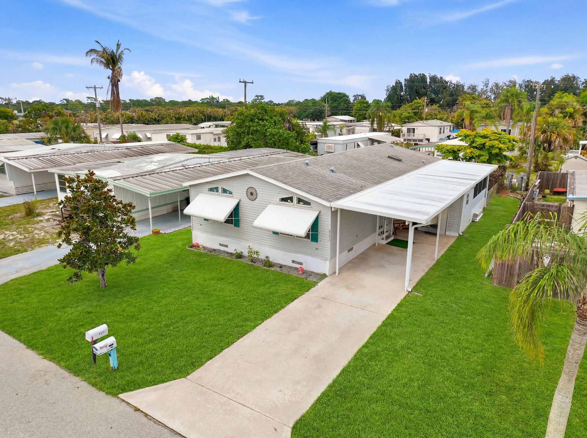 8355 SE Wren Avenue, Hobe Sound, FL 33455 Photo