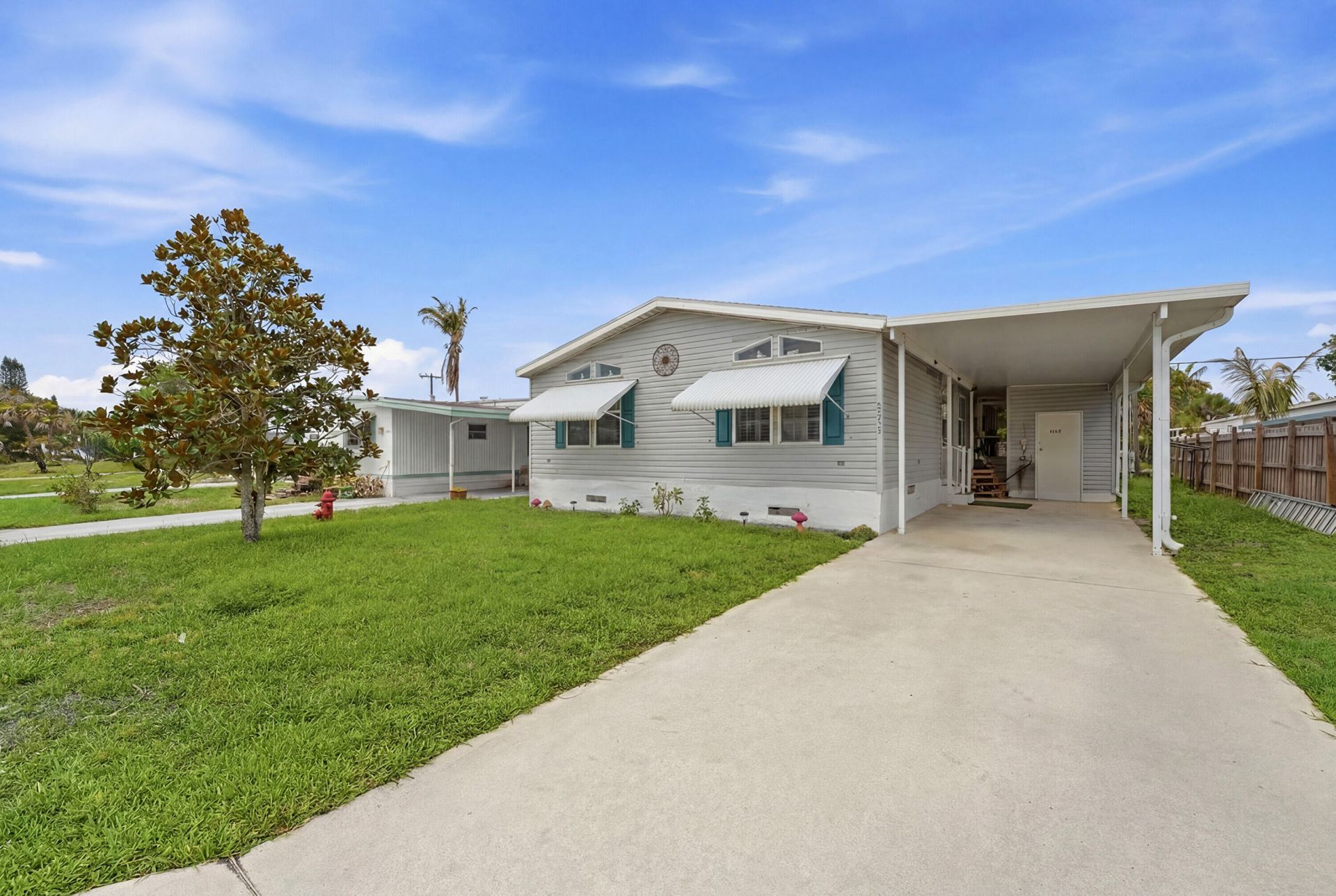 8355 SE Wren Avenue, Hobe Sound, FL 33455 Photo