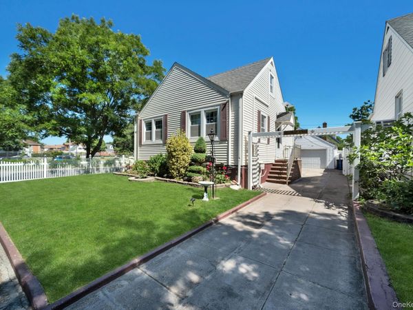 24415 85th Road, Bellerose, NY 11426