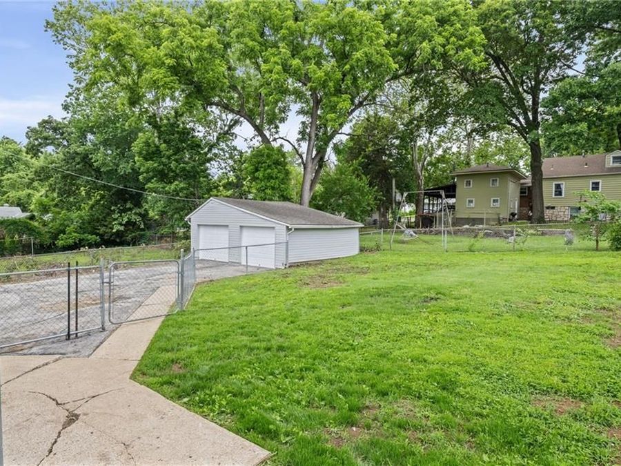 Property Image 38
