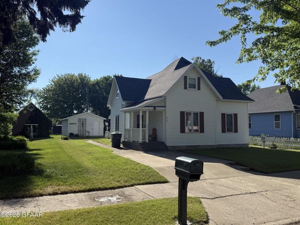 915 5TH Avenue , Cando, ND 58324