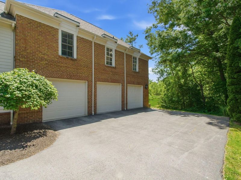 7747 Sutton Place, New Albany, OH 43054 Photo 119