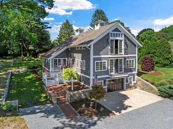 26 Neal Gate St, Scituate, MA 02066