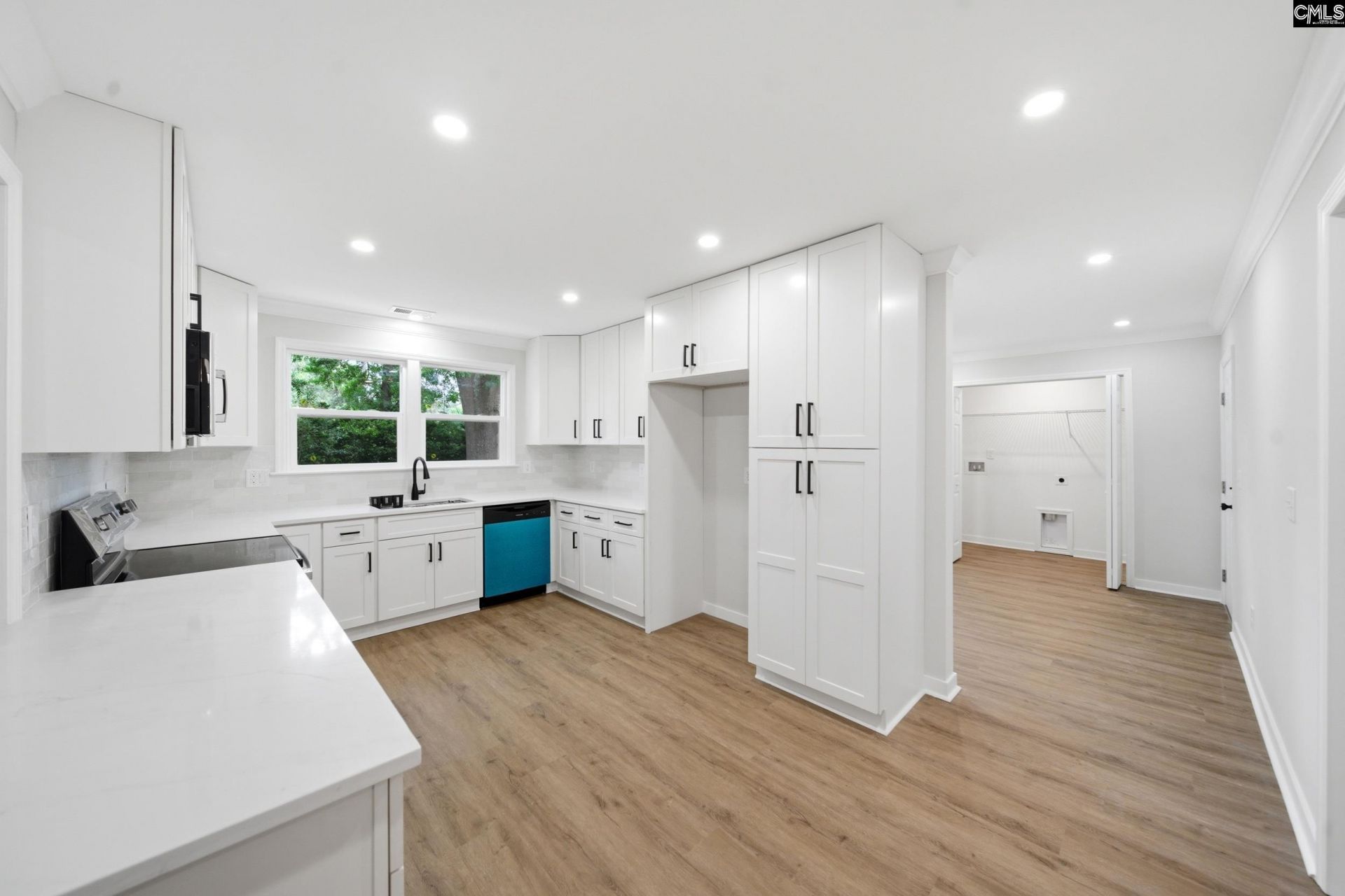 401 Shelton Drive  Photo 10