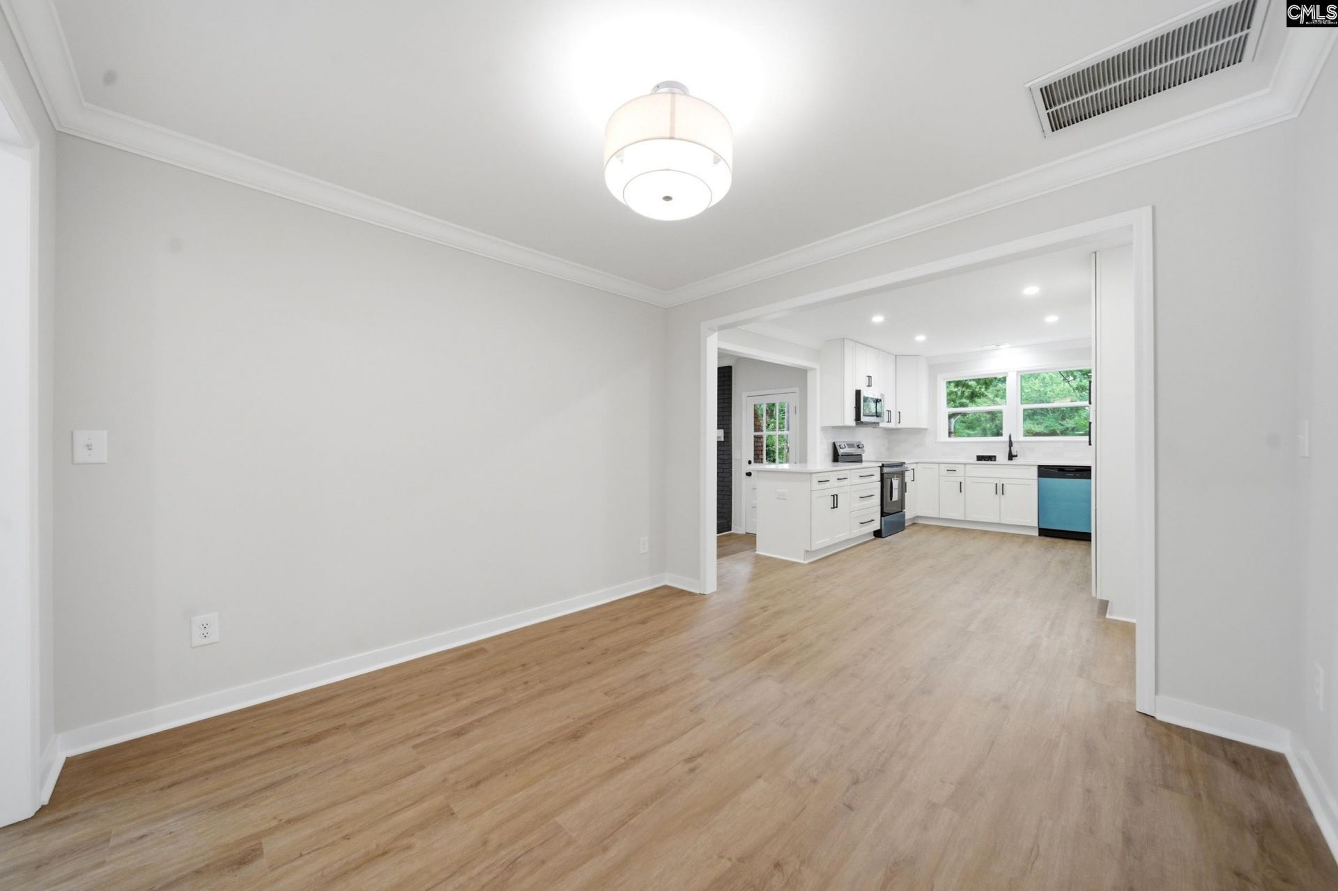 401 Shelton Drive  Photo 6